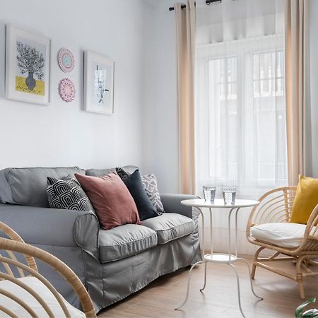 Mino Suite Apartment Sevilla Bagian luar foto