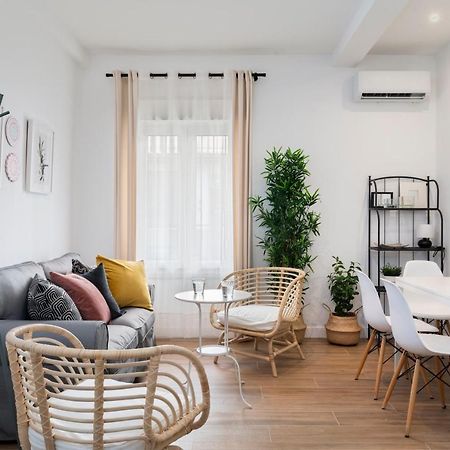 Mino Suite Apartment Sevilla Bagian luar foto