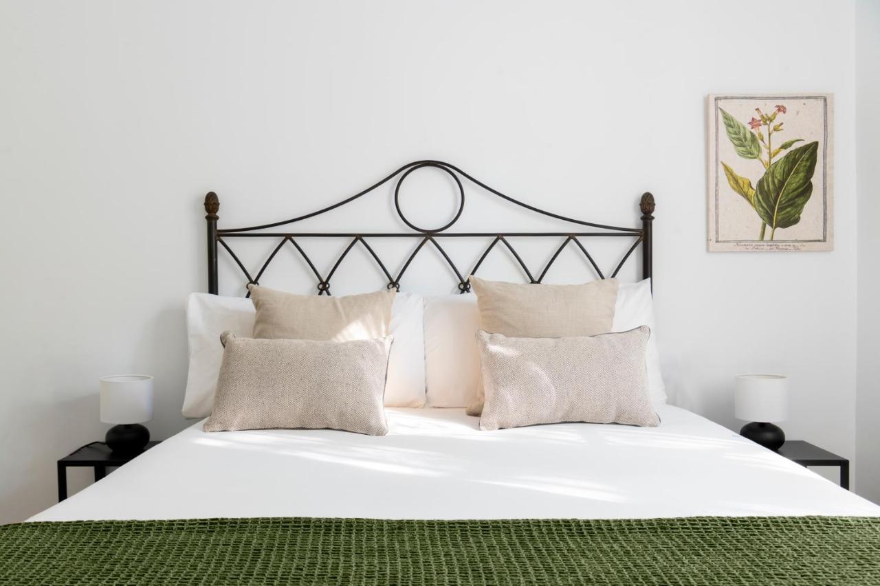 Mino Suite Apartment Sevilla Bagian luar foto